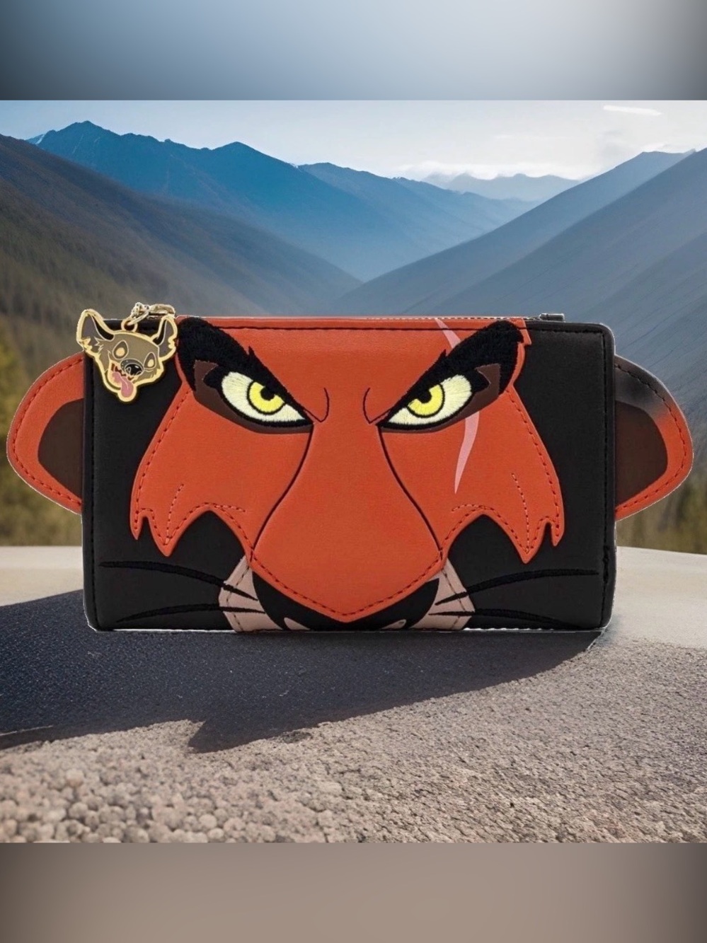 NEW w Tags Lion King SCAR Flap Wallet Cosplay Disney Ed the Hyena Zipper Pull